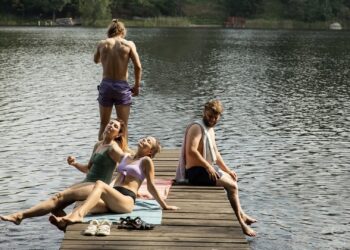 Drowning Dry: A Haunting Meditation on Memory, Trauma, and the Quiet Unraveling of Grief