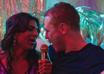 Unicorns (2023) – A Vibrant Love Story That Finds Beauty in the Gray