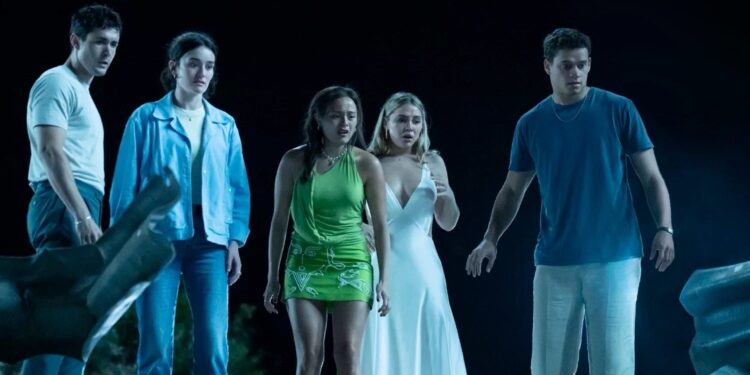 “I Know What You Did Last Summer” (2025): A Bloodless Throwback That Forgets to Thrill