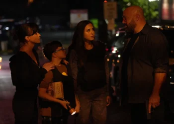 Guns Up: A Bizarre Misfire That Shoots Blanks in Every Direction